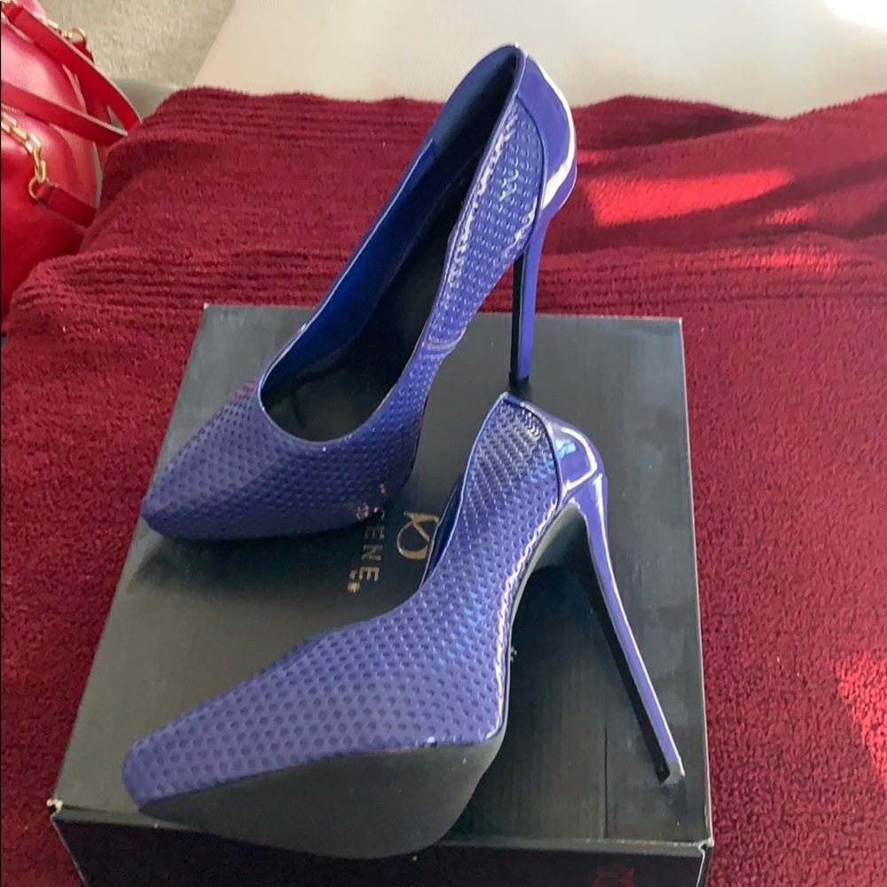 Women's high heel